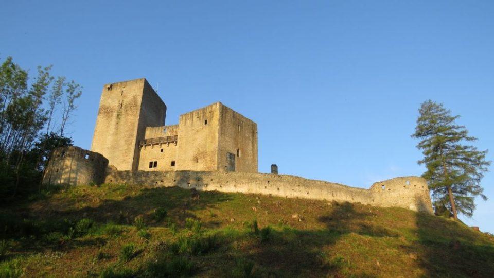Pohled na hrad v roce 2013