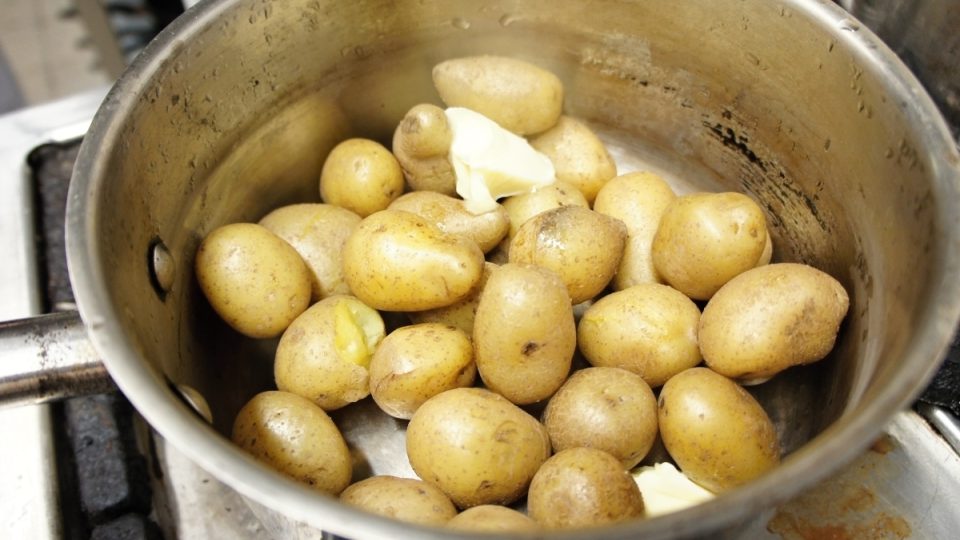 Vařené brambory