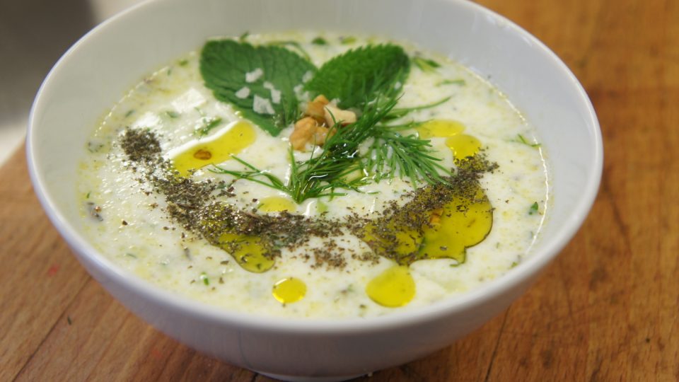 Studená perská polévka
