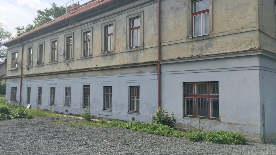 Bruska, zapomenuté nejstarší nádraží v Praze