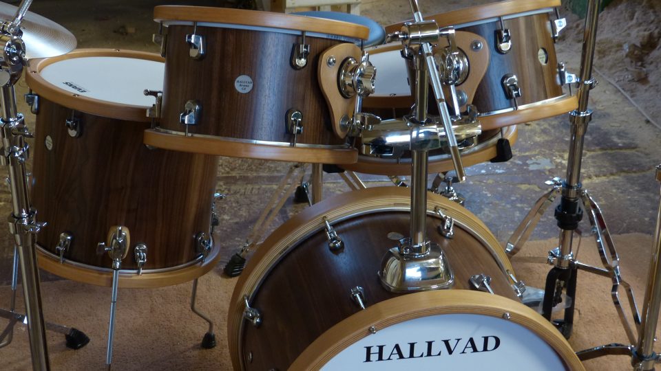 Bubny z dílny Hallvad Drums hrají v jazzových klubech i v divadlech - foto archiv Hallvad.JPG