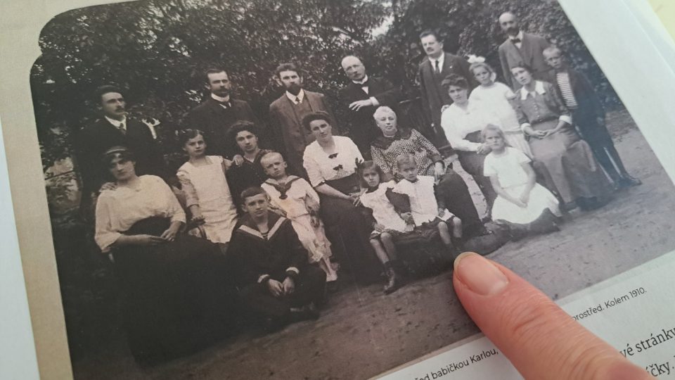 V muzeu mají fotografii rakovnické rodiny Čermákových, kde je i malá Luisa Šmídová