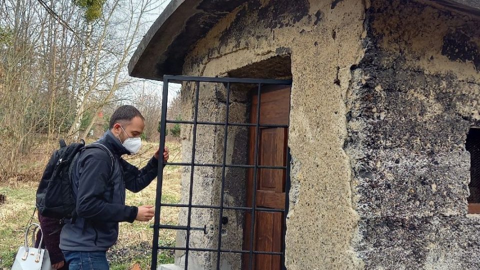 Historik Tomáš Majliš u hornické pekárny na ostravském Hranečníku
