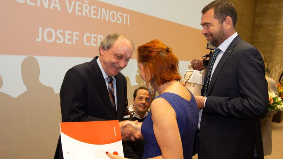 V roce 2019 získal Josef Cerha Cenu veřejnosti Výboru dobré vůle – nadace Olgy Havlové