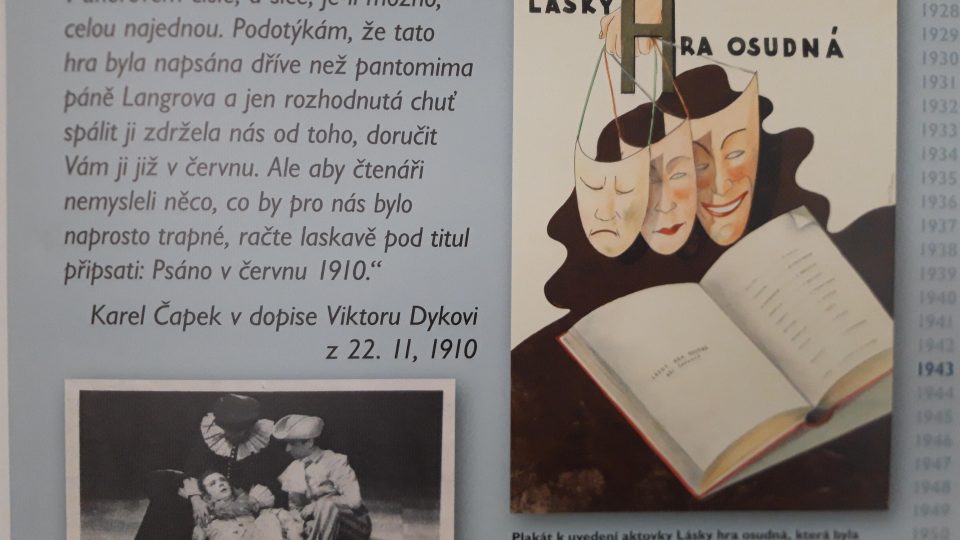 Nová výstava v Památníku Karla Čapka připomene 110 let od premiéry jednoaktovky Lásky hra osudná