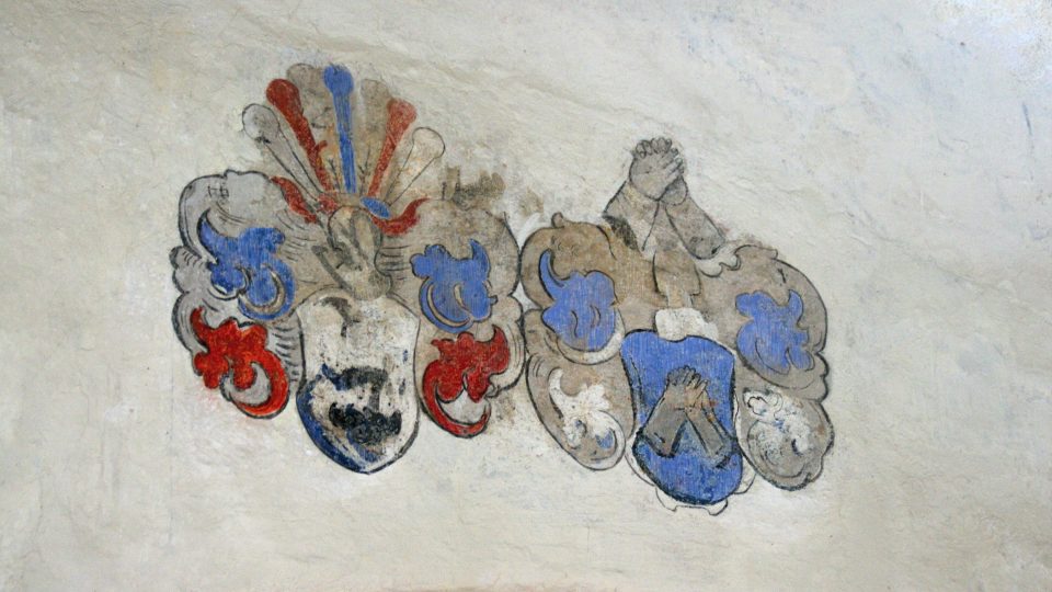 Fresky dochované v prvním patře tvrze