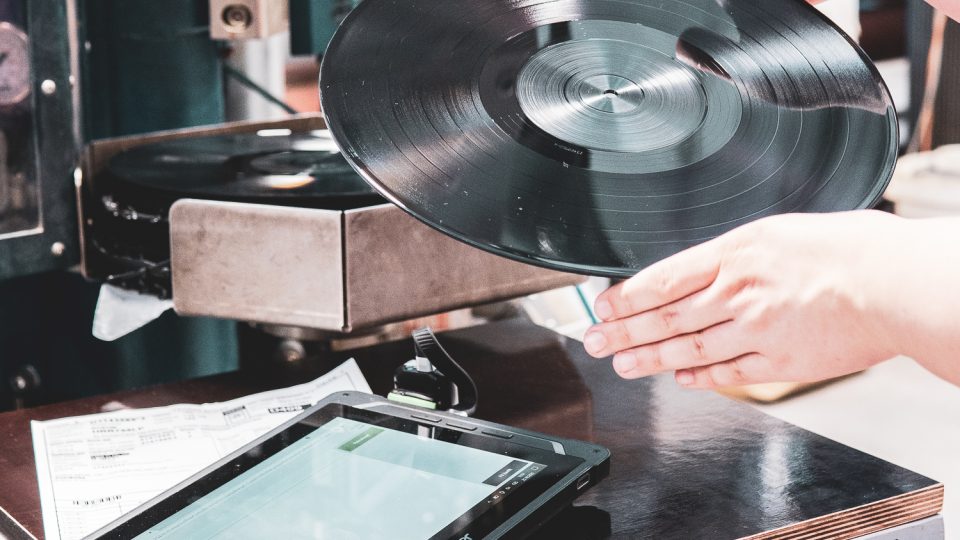 Výroba vinylových desek jede úspěšně dál