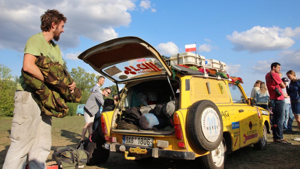 V neděli 26. srpna 2018 dorazil Dan Přibáň společně s dalšími členy expedice „Trabantem tam a zase zpátky“ po čtyřech měsících putování zpět do Prahy 