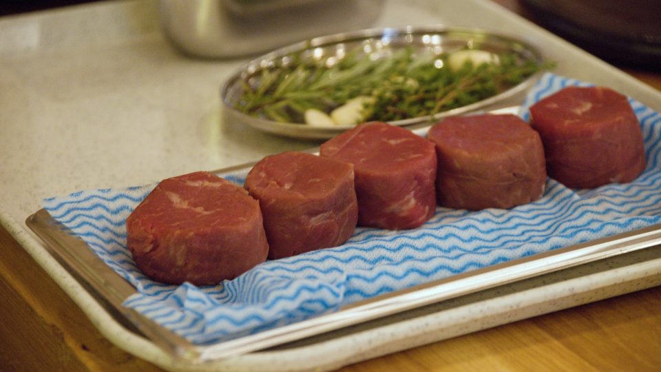 Steaky z 200 dní stařeného hovězího masa