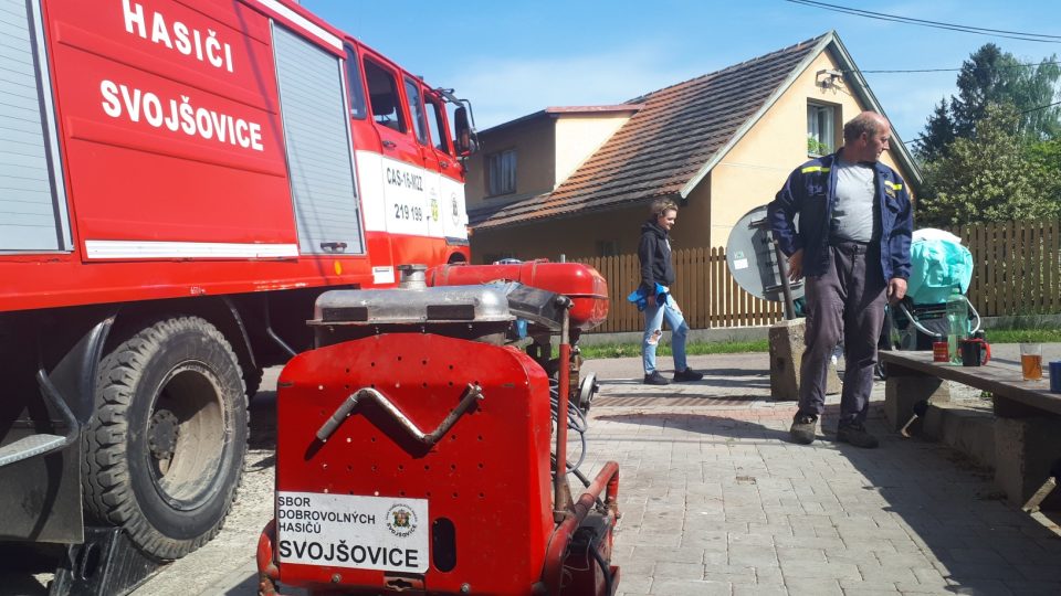 Dobrovolní hasiči ze Svojšovic mohou znovu začít trénovat na soutěže