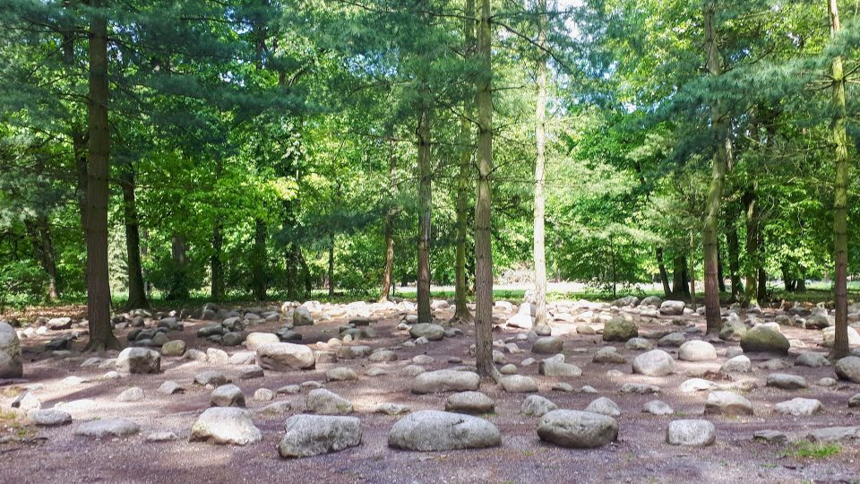 Kamenný labyrint na zámku v Loučni
