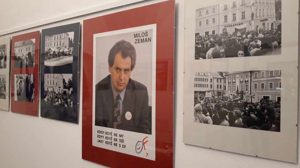 České muzeum stříbra v Kutné Hoře připravilo výstavu dobových dokumentů a fotografií. V Tylově domě ji můžete navštívit až do 30. listopadu