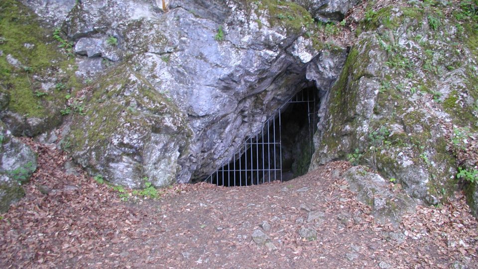 Jeskyně Podkova