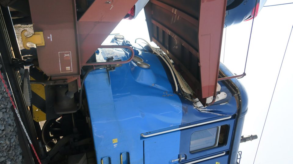Srážka nákladních vlaků v Praze na Černém mostě