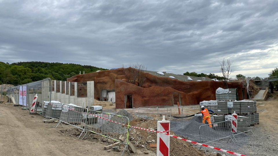 Stavba nového pavilonu goril v pražské zoo