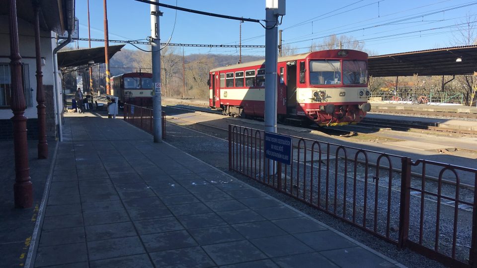 Kvůli novému nádraží nechtějí třebáňští obětovat náves