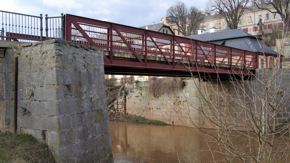 Ocelový příhradový most z 19. století je hodnotným dokladem mostního stavitelství své doby