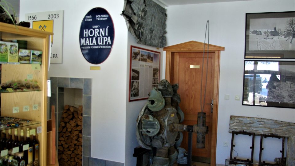 Infocentrum v Malé Úpě slouží zároveň i jako stálá expozice o historii obce a Krkonoš