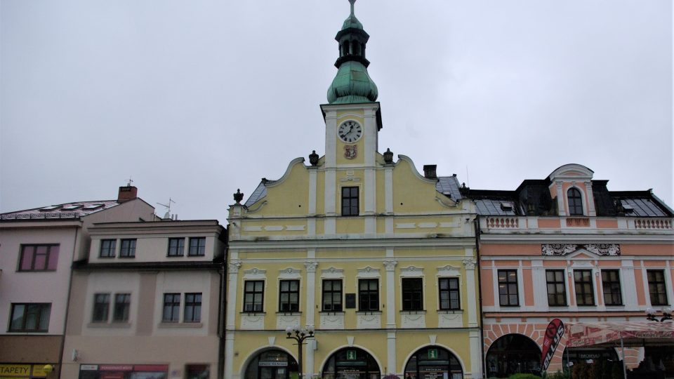 Historická budova bývalé radnice na Starém náměstí,, ve které s rodinou  žila  M.D. Rettigová  Foto Vlaďka Wildová.JPG