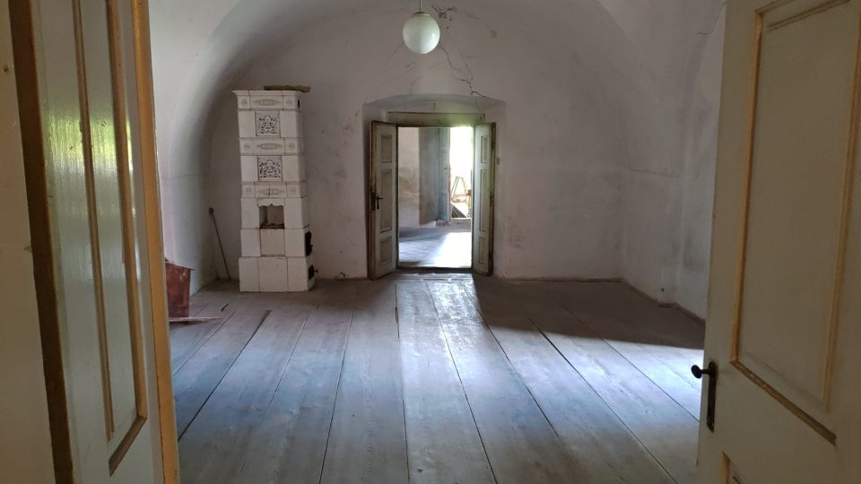 Staré děkanství v Nymburce - zachovaly se podlahy
