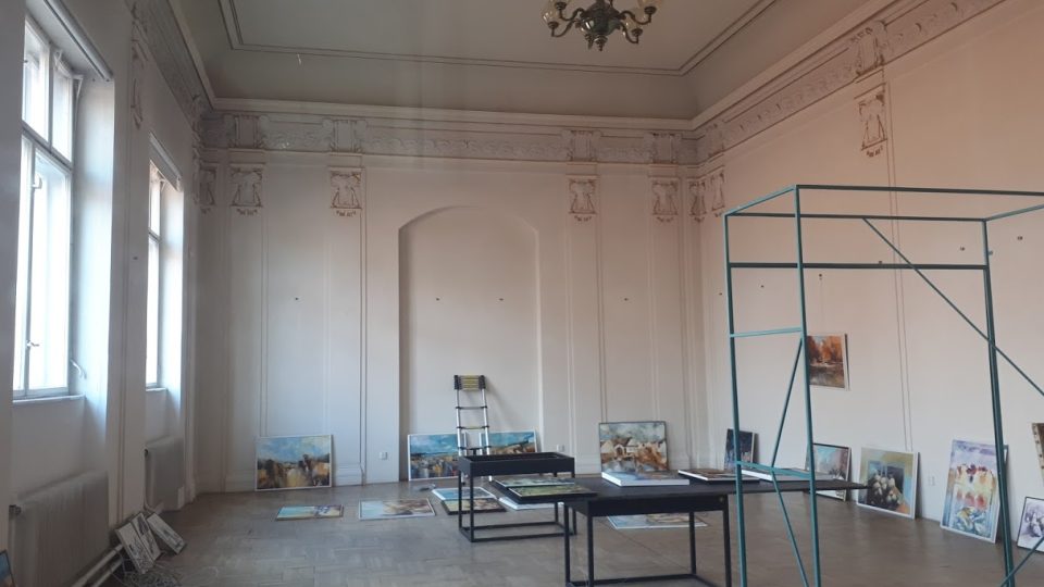 Šímova síň v Muzeu umění a designu v Benešově už čeká na zavěšení obrazů. Zcela nová expozcie bude v přízemí budovy