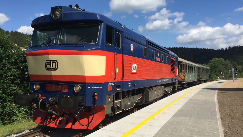 Na trať Ledečko - Zruč nad Sázavou se vrátily vlaky