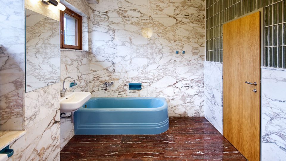 Luxusní mramorová koupelna Josefa Volmana