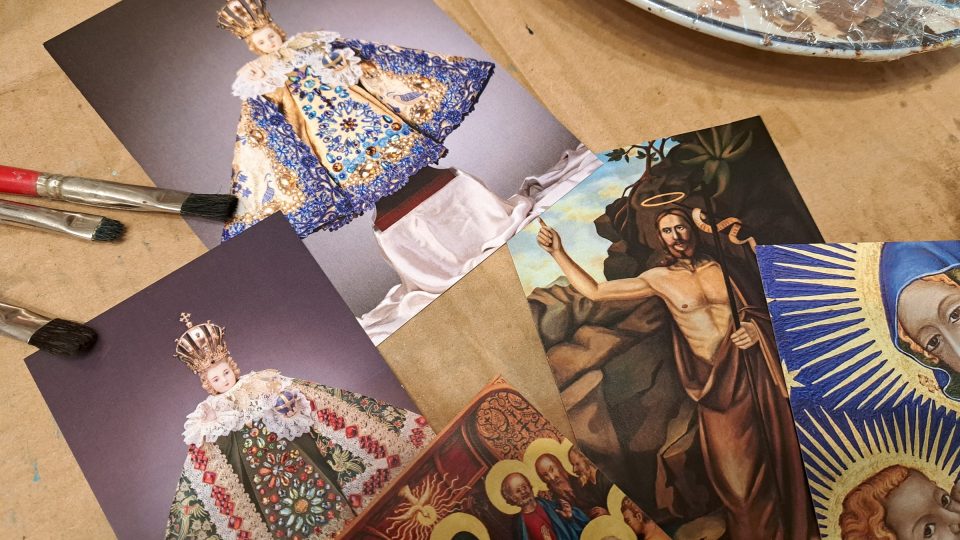 Malířka Markéta Melenovská má ráda syté barvy, které symbolizují život a sílu