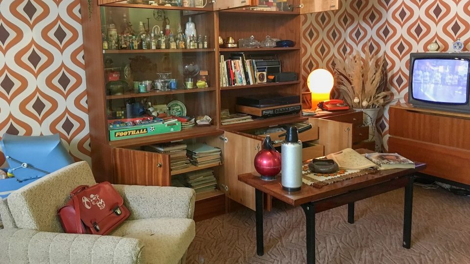 Obývací pokoj z 80. let