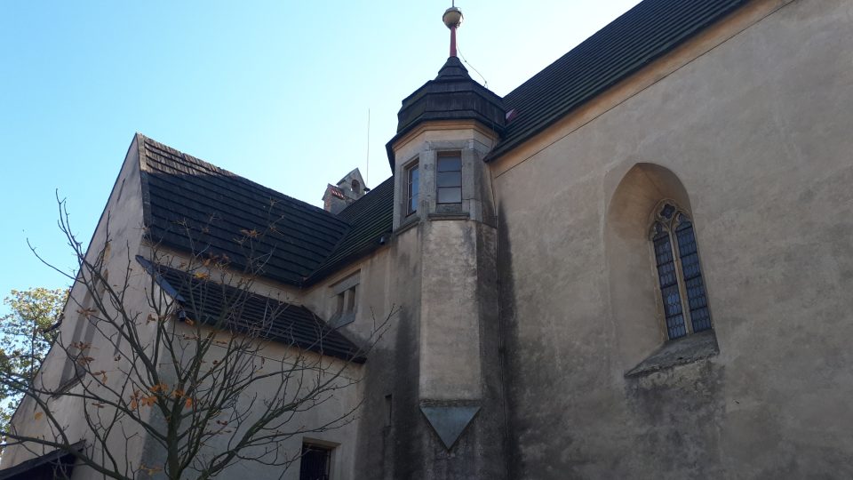 Sanktusník, kde visel zvonek v dobách před postavením vysoké zvonice 