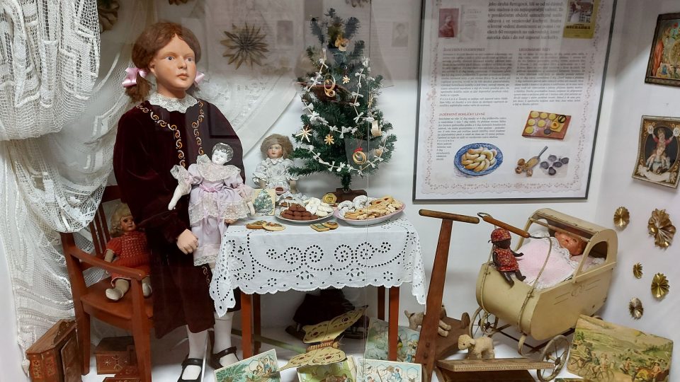 Lidové Vánoce v Polabí, výstava v Polabském národopisném muzeum Přerov nad Labem