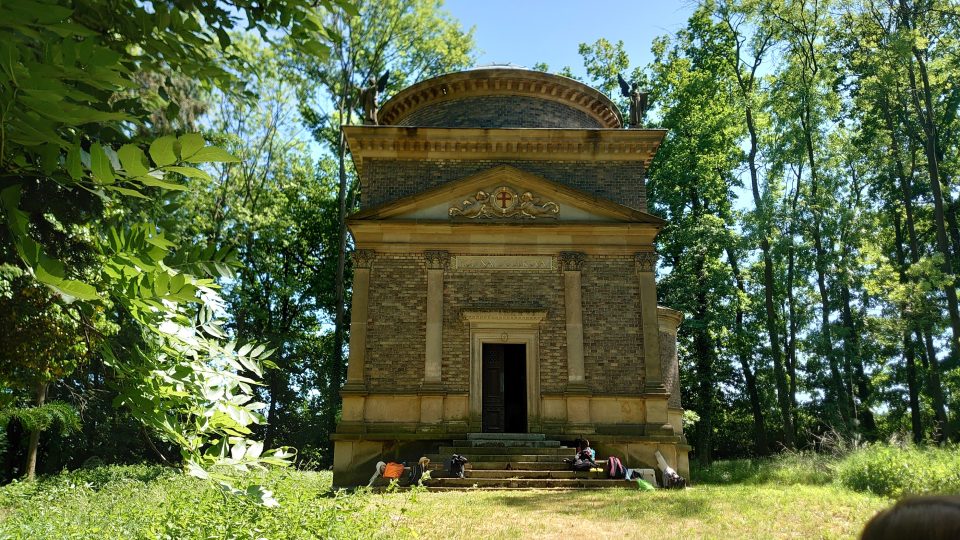 Novorenesanční hrobka rodu Daubků