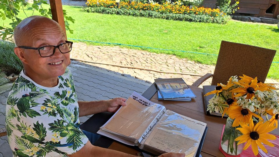Pan Jelínek shromažďuje dokumenty o životě v Hlavenci