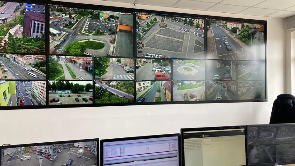 MHD Kladno - mapy s polohou autobusů na operačním středisku městské policie