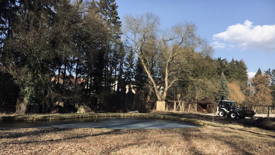 Park Benar ve Slaném by se měl po rekonstrukci otevřít pro veřejnost už na podzim